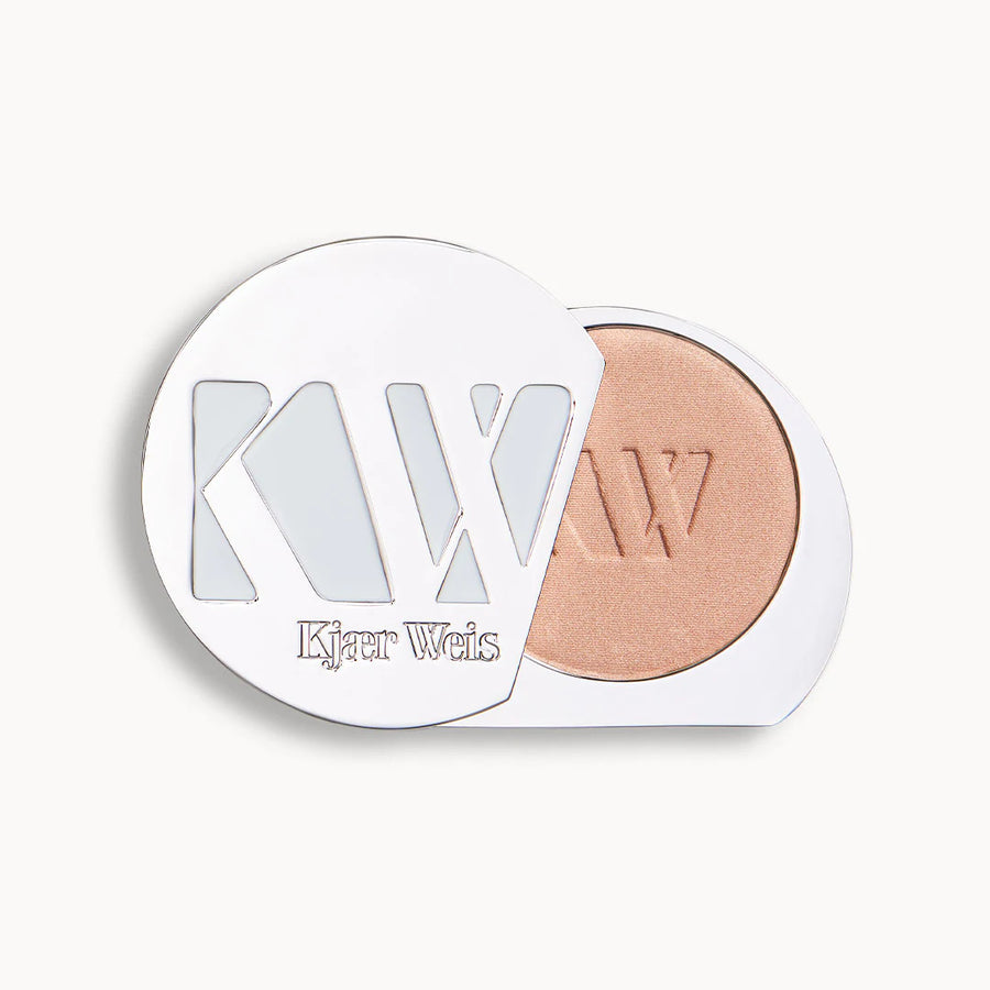 Kjaer Weis LightSlip Powder Highlighter hehku/korostuspuuteri