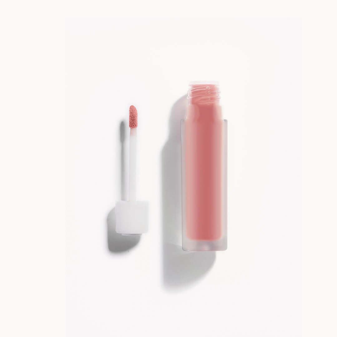 Kjaer Weis Mattahuulipuna Matte Naturally Liquid Lipstick