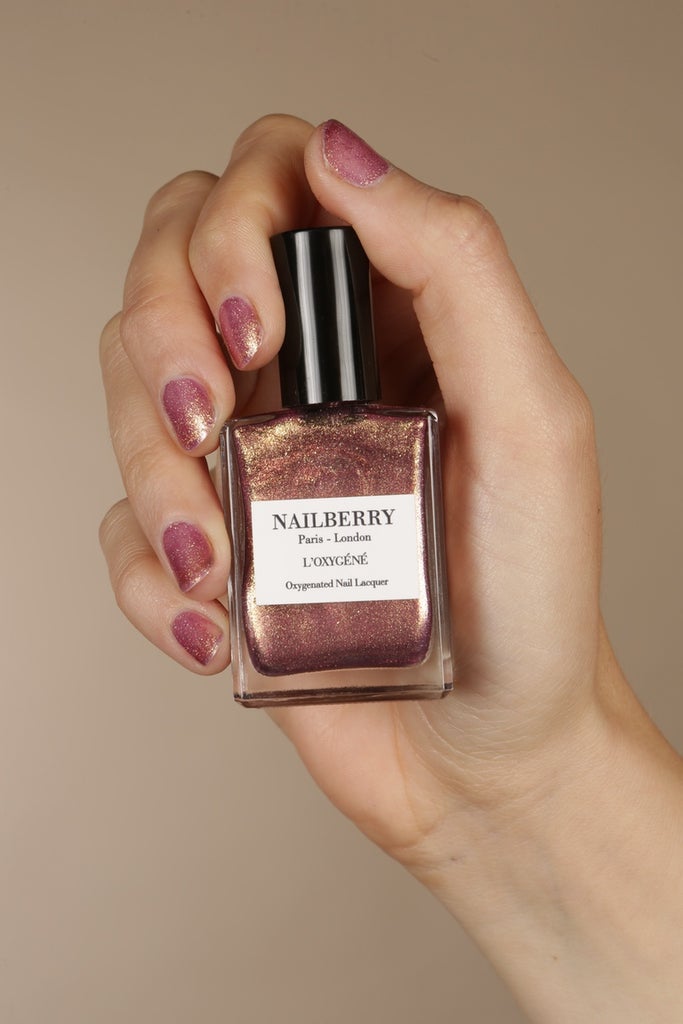 Nailberry L'Oxygéné Kynsilakka