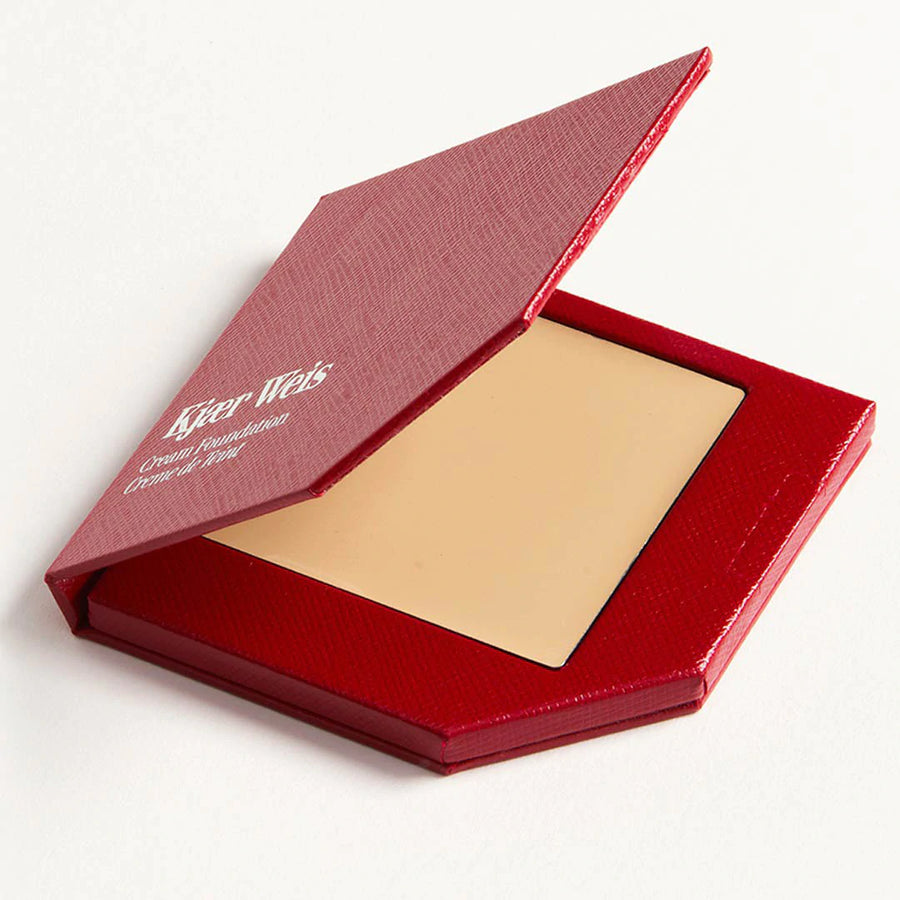 Kjaer Weis Cream Foundation Meikkivoide